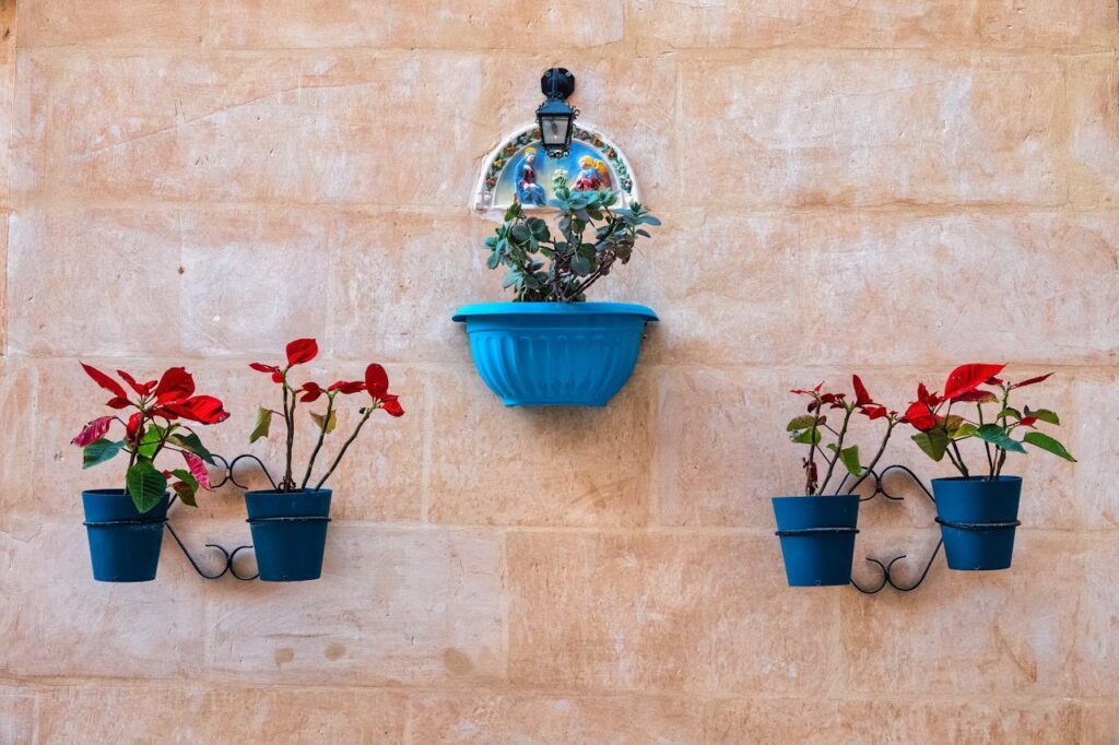 10 rustic farmhouse outdoor decor ideas using galvanized metal